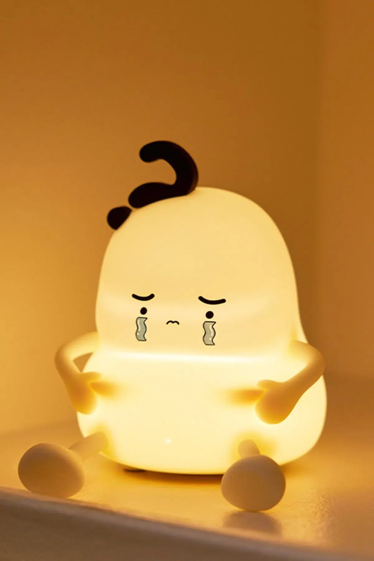 dekoratif gece lambası, üzgün çocuk gece lambası, silikon gece lambası, çocuk odası LED lamba, bebek odası aydınlatma, şarjlı gece lambası, taşınabilir LED lamba, ayarlanabilir parlaklık lamba, LED dekoratif ışık, hediye gece lambası