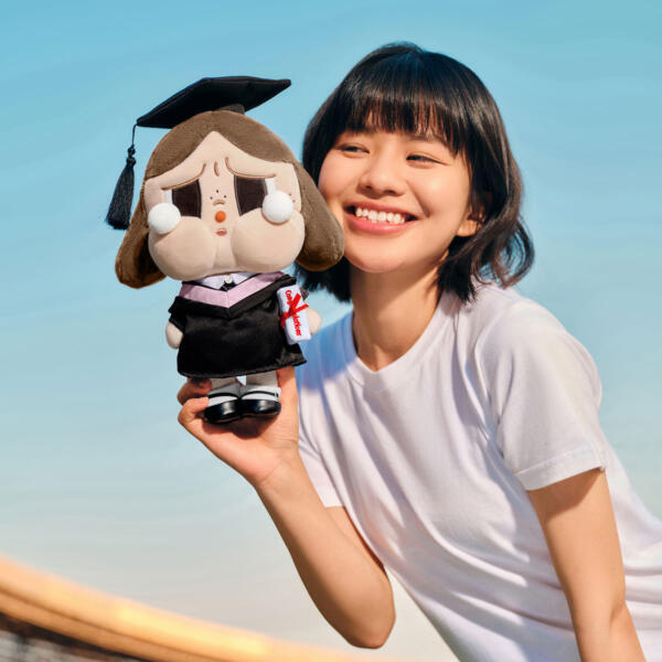 POP MART© CRYBABY Sunset Concert Plush Doll - Görsel 6