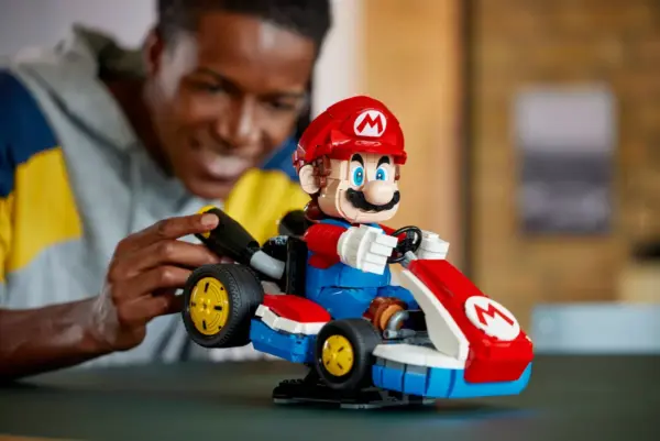 LEGO® Mario Kart™ – Mario & Standard Kart Yapım Seti - Görsel 9