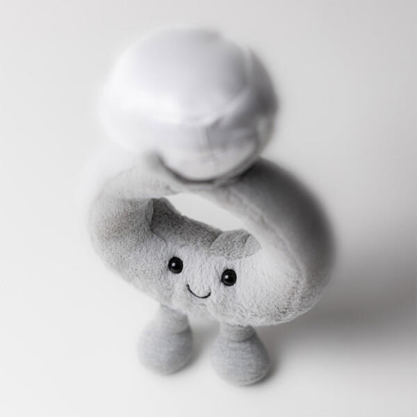 JELLYCAT® Amuseables Diamond Ring – Işıltılı Mizah ve Sevimlilik Bir Arada - Görsel 4