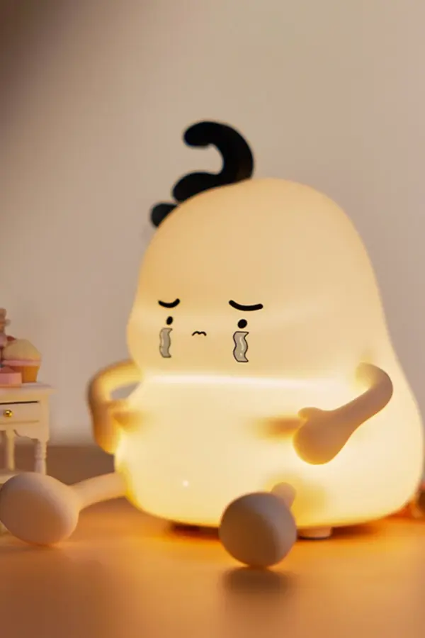 dekoratif gece lambası, üzgün çocuk gece lambası, silikon gece lambası, çocuk odası LED lamba, bebek odası aydınlatma, şarjlı gece lambası, taşınabilir LED lamba, ayarlanabilir parlaklık lamba, LED dekoratif ışık, hediye gece lambası